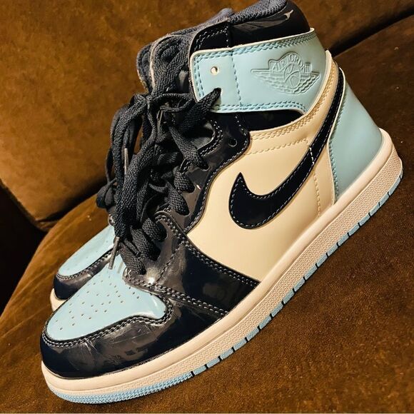 Nike Air Jordan 1 Retro High OC Blue Chill Patent Navy Women's 8.5 US 40 EUR UNC - Picture 4 of 12
